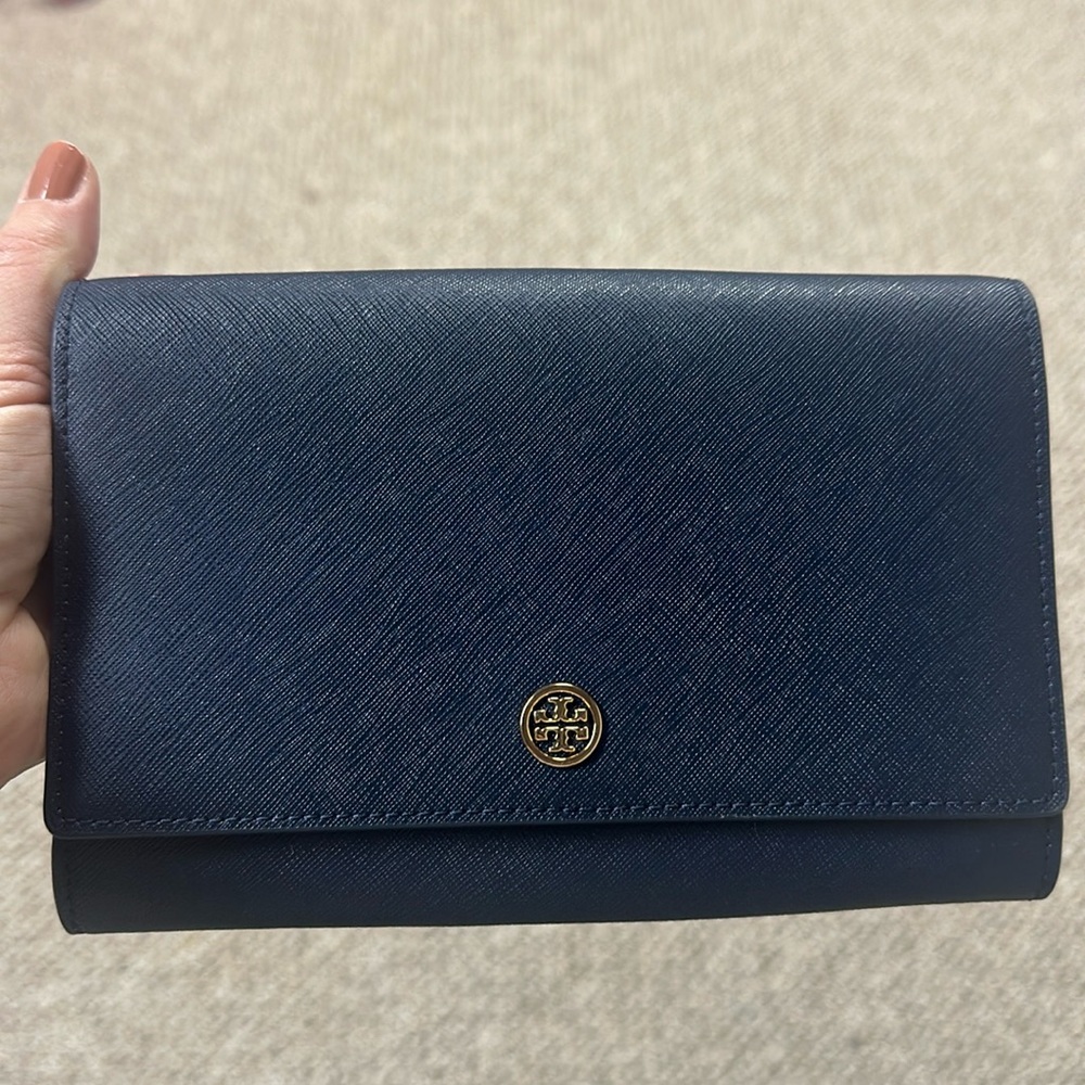 Never used Tory Burch Wallet Crossbody